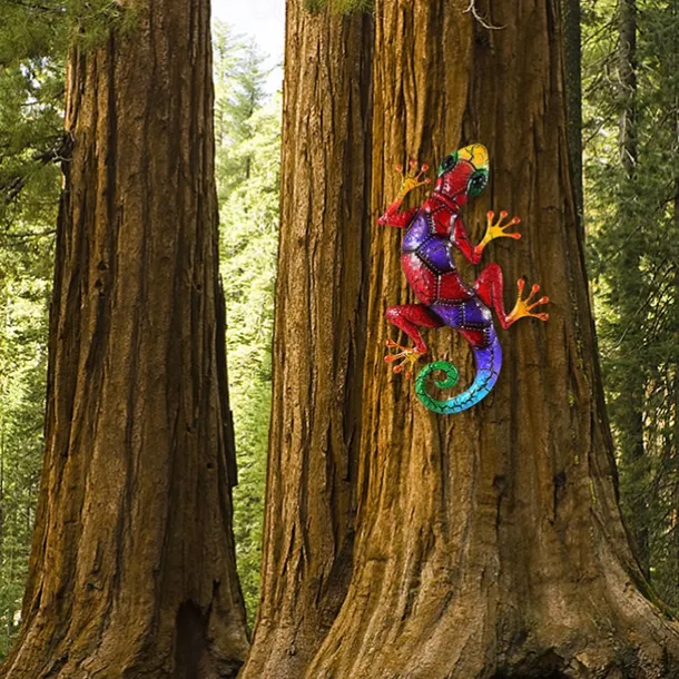 Outdoor Metal Decoration,Gecko Figurine,Hanging Gecko Wall Art Ornaments Lizard Wall Sculptures & Statues Decoration for Home Garden Farmhouse Porch Patio Lawn Fence Backyard