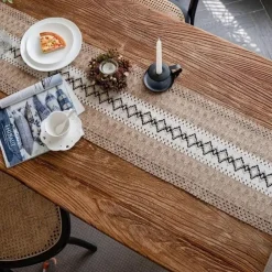 1pc, Bohemian Patchwork Burlap Table Runner - Farmhouse Style Doily for Country Weddings, Bridal Showers, and Dinner Parties - Perfect Home Decor
