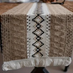 1pc, Bohemian Patchwork Burlap Table Runner - Farmhouse Style Doily for Country Weddings, Bridal Showers, and Dinner Parties - Perfect Home Decor