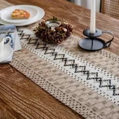 1pc, Bohemian Patchwork Burlap Table Runner - Farmhouse Style Doily for Country Weddings, Bridal Showers, and Dinner Parties - Perfect Home Decor