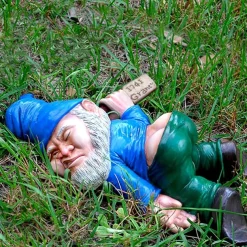 1pc Drunken Garden Gnome Statue, 5.91inch Resin Garden Gnome Crafts, Garden Decoration, Creative Garden Statue Decor, Weatherproof Funny Garden Gnome Ornament For Outdoor Indoor Yard Lawn Porch Decor