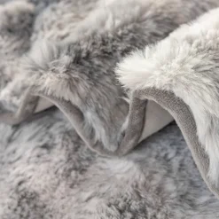 1pc Faux Rabbit Fur Couch Cover - Ultra-Soft and Luxurious Texture - Provides Cozy Warmth and Style - Protects Your Sofa from Spills, Stains, and Scratches - Easy to Install and Remove