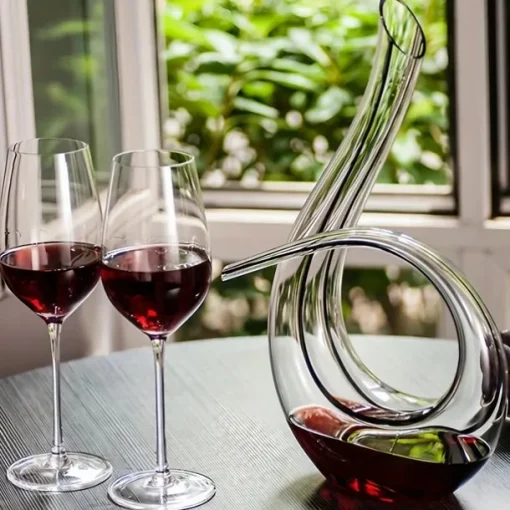 1pc, Handmade Crystal Red Wine Decanter - 46 Oz Lead-Free Glass Carafe and Purifier for Home Bar - Unique 6 Shaped Design - Perfect for Meetings and Special Occasions