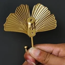 1pc Leaf Shape Traceless Punch Free Wall Hook, Metal Wall Decor Kitchen Bathroom Wall Hook For Hanging Key Ornaments, Decorative Hook