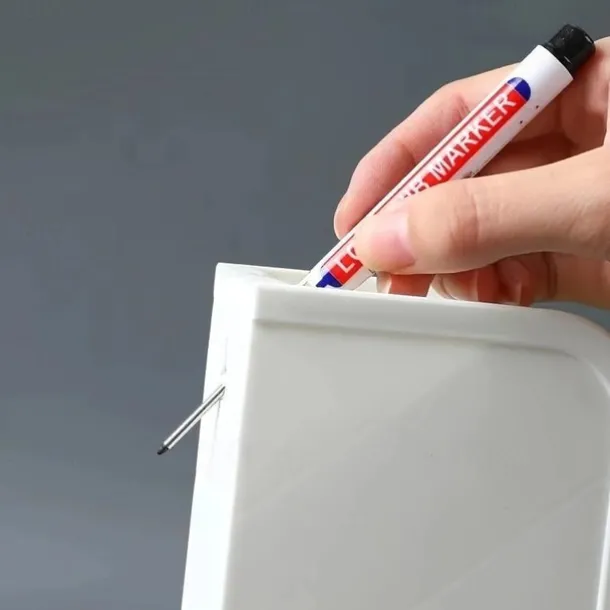 1pc Long Head Markers Bathroom Woodworking Decoration Multi-purpose Deep Hole Marker Pens Red/Black/Blue/Green Ink Oil Markers Pens Waterproof Multi-purpose Deep Hole Marker Pen