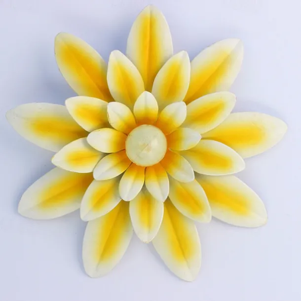 1pc Metal Flowers Wall Decor Flower Wall Sculpture, Hand-Painted Floral Sculpture, Metal Wall Art Hanging Wall Decor For Indoor Outdoor Home Office Bathroom Kitchen Bedroom Living Room Garden