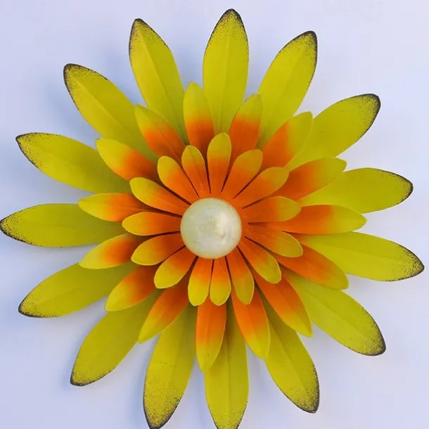 1pc Metal Flowers Wall Decor Flower Wall Sculpture, Hand-Painted Floral Sculpture, Metal Wall Art Hanging Wall Decor For Indoor Outdoor Home Office Bathroom Kitchen Bedroom Living Room Garden