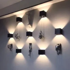 1pc Modern Simple Resin Sculpture Creative Rock Climbing Man Wall Sculpture Hand Finished Wall Art Statue Rock Climbing Figure