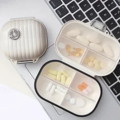 1pc Portable Pill Box Travel Seven Days 7 Grid Sub-Packaging Pills Sealed Storage Box Pill Organizer