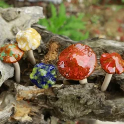 4pcs Ceramic Mushroom for Garden Yard Fairy Garden Lawn Ornament Decor Pottery Ornament Garden Ceramic Mushroom Statue Garden Pot Decoration