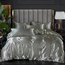 3pcs Cooling Quilt Cover Set Cooling Bedsheet Luxury Silky Satin Bedding Set with Multiple Colors Solid Color Soft Quilt Cover Set 1 Duvet cover 2 Pillowcases