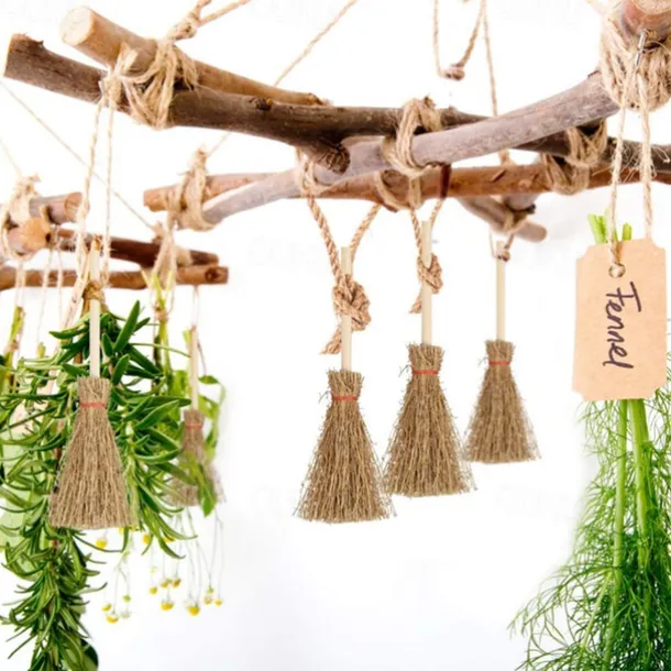 10/20pcs Halloween Mini Broom Red Rope Straw Brooms Hanging Decorations for Halloween Party Costume Witch Broom Dollhouse Accessories
