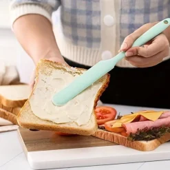 6pcs, Large and Small Silicone Spatulas, Oil Brush, and Long Macaron Spatula - Essential Baking Supplies for Cakes, Cheese, and More