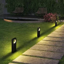 2pcs Outdoor Solar Landerscape Lighting Pathway Light Flame Shaped Lawn Light Outdoor Garden Lights for Patio Villa Park Lawn Walkway Waterproof Lighting Atmosphere Landscape Decor Light