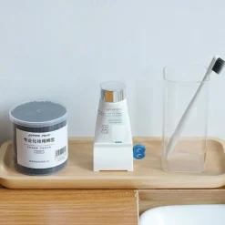 3pcs Rolling Toothpaste Squeezer Tube Squeezer Toothpaste Dispenser Holder Dental Cream Bathroom Manual Syringe Dispenser