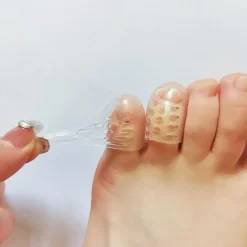 10pcs Silicone Breathable Toe Covers, Silicone Anti-Friction Toe Protector, Little Toe Protectors Caps Guards for Men Women, Blisters and Ingrown Toenails