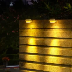 2/4pcs Solar Fence Light, Solar Gutter Light Outdoor 3LED Waterproof Deck Sink Wall Light, Garden Landscape Lighting Wall Light, Villa Decoration Light Porch Terrace Driveway Deck Stairs Lighting