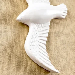 4PCS White Resin Flying Bird Ornaments, 3D Wall Decorations for Home, Family, Hotel, Indoor Warm Bird Wall Decor, Decorative Wall Embellishments