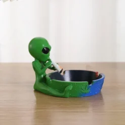 Pocket Ashtray Outdoor Tabletop Ashtrays Alien Ashtray home sitting room decoration desktop ashtray