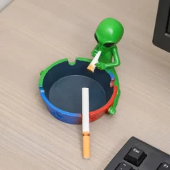 Pocket Ashtray Outdoor Tabletop Ashtrays Alien Ashtray home sitting room decoration desktop ashtray