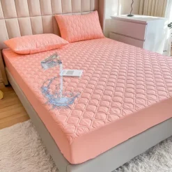 Queen Full King Protective Bed Cover Waterproof Mattress Protector Quilted Fitted Mattress Pad Bed Protector Elastic Band Suitable for All Seasons,Embossed Design,360°Coverage,Deep Pocket