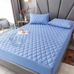 Queen Full King Protective Bed Cover Waterproof Mattress Protector Quilted Fitted Mattress Pad Bed Protector Elastic Band Suitable for All Seasons,Embossed Design,360°Coverage,Deep Pocket