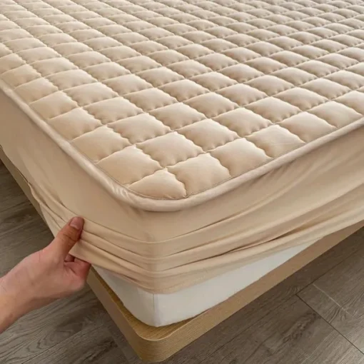 Queen Full King Protective Bed Cover Waterproof Mattress Protector Quilted Fitted Mattress Pad Bed Protector Protective Mattress Cover Soft Comfortable