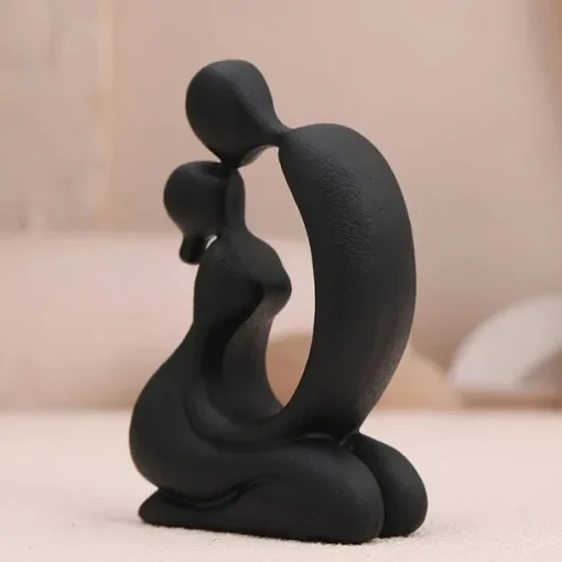 Resin Couple Kissing Statue, Artistic Craft for Home Living Room Office Cafe Decor, Versatile Indoor & Outdoor Tabletop Entrance Ornament Valentine's Day