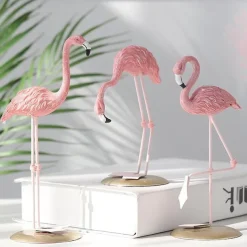 Resin Flamingo Ornaments Flamingo Statue Bird Figurine Animal Sculpture Tabletop Decoration for Home Garden Table Decor