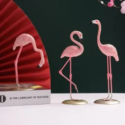 Resin Flamingo Ornaments Flamingo Statue Bird Figurine Animal Sculpture Tabletop Decoration for Home Garden Table Decor