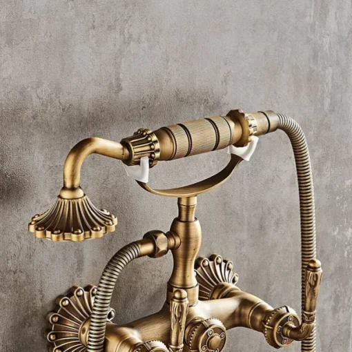 Shower Faucet Set - Handshower Included pullout Vintage Style / Country Antique Brass Mount Outside Ceramic Valve Bath Shower Mixer Taps