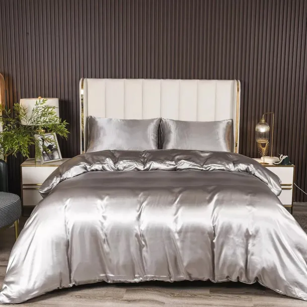 Silk Duvet Cover Set Luxurious, Ultra-Soft, and Breathable Bedding for Ultimate Comfort. Crafted from 100% Mulberry Silk for a Smooth, Skin-Friendly Feel Natural Temperature Regulation