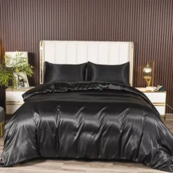 Silk Duvet Cover Set Luxurious, Ultra-Soft, and Breathable Bedding for Ultimate Comfort. Crafted from 100% Mulberry Silk for a Smooth, Skin-Friendly Feel Natural Temperature Regulation
