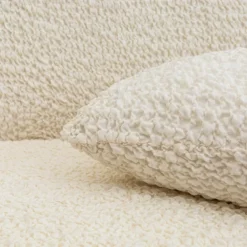 Slipcover Couch Cover with Skirt, High Elastic Durable Sofa Slipcovers Luxurious Machine Washable Furniture Protector