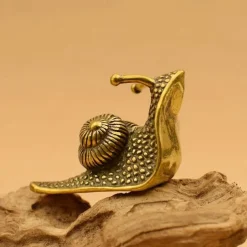 Snail Statues - Mini Retro Copper Snail Sculpture Decoration - Outdoor Pond Garden Snail Small Statues Brass Snails - House Decoration Animal Statues Gifts