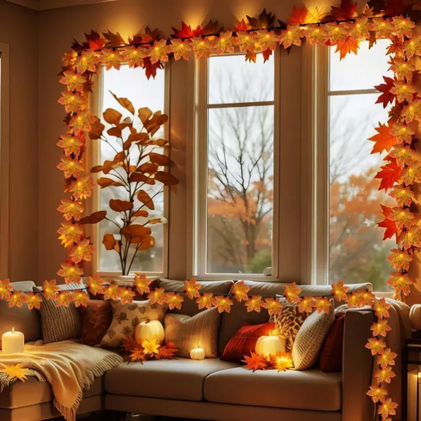 Solar Powered Artificial Maple Leaf Garland String Lights 6.5m 30LEDs Thanksgiving Halloween Autumn Leaves Decoration Outdoor Indoor Garden Patio Fireplace for Holiday Atmosphere Lighting