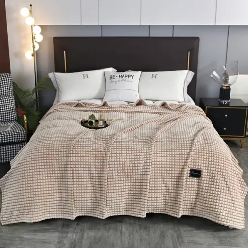 Thickened Solid Color Pineapple Checked Flannel Blanket Coral Velvet Sofa Cover Blanket Air Conditioning Blanket Nap Blanket