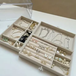 Three-Layer Transparent Acrylic Jewelry Storage Box: Multi-functional Display Cabinet for Rings, Necklaces, Bracelets, Ideal for Desktop Jewelry Storage and Display