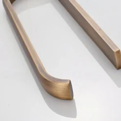 Toilet Paper Holders Contemporary Brass Roll Paper Holder Matte Brass 1pc