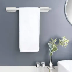 Towel Bar/Bathroom Shelf Self-adhesive Wall Mounted Stainless Steel Matte Black/Brushed Nickel,Adjustable Length Contemporary Modern Low-carbon Steel Metal Bathroom Decoration1pc