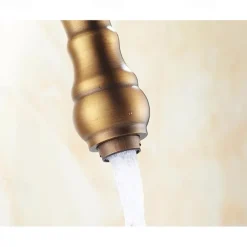 Traditional Kitchen Sink Mixer Faucet Swivel Spout Rotates 360°, Retro Style Single Handle Kitchen Taps Deck Mounted, One Hole Brass Vintage Water Vessel Taps