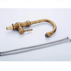 Traditional Kitchen Sink Mixer Faucet Swivel Spout Rotates 360°, Retro Style Single Handle Kitchen Taps Deck Mounted, One Hole Brass Vintage Water Vessel Taps