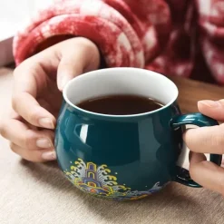Travel Tea Set Ceramic Portable Lucky Cat Tea Mug - Perfect for Travel, Office, or as a Gift!