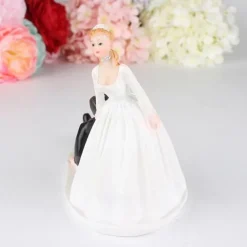 Valentine's Gift Wedding Resin Cake Topper Fashion Cake Topper Dolls Bride and Groom Resin Figurines Ornament Wedding Decor 13*10CM
