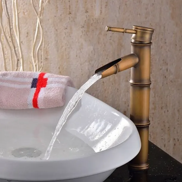 Vintage Bathroom Sink Mixer Faucet, Retro Style Monobloc Washroom Basin Vessel Taps Brass Single Handle Deck Mounted, Traditional with Hot and Cold Water Hose