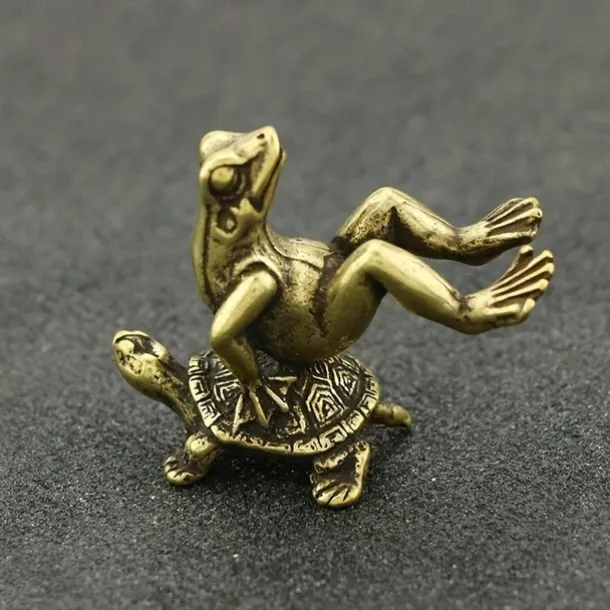 Vintage Brass Turtle & Frog Figurine - Antique-Style Solid Copper Tea Pet, Desktop Decor, Collectible Miniature Ornament