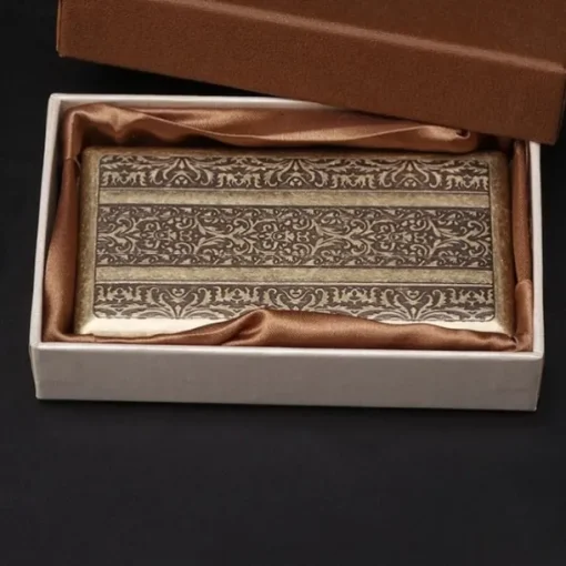 Vintage Cigarette Case, Holds 20 Cigarettes, Lightweight and Portable, Double-Sided with Multiple Patterns, Accessory