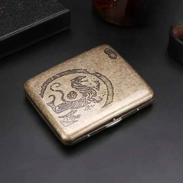 Vintage Cigarette Case with Both Sides Open to Support Generation of Bronze Condensed Flower Metal Flip-top Carved(Can Hold 20 Cigarette)