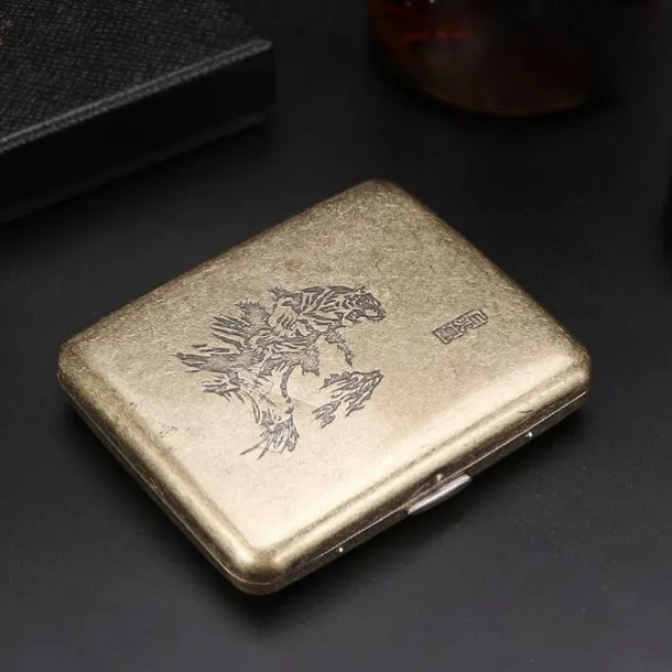 Vintage Cigarette Case with Both Sides Open to Support Generation of Bronze Condensed Flower Metal Flip-top Carved(Can Hold 20 Cigarette)