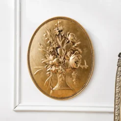 Vintage Gold Oval Bas-Relief Carved Wall Decor, Hand-Painted Resin Home Wall Hanging, European Retro Style, Ideal for Home, Hotel Decoration, and Photography Props